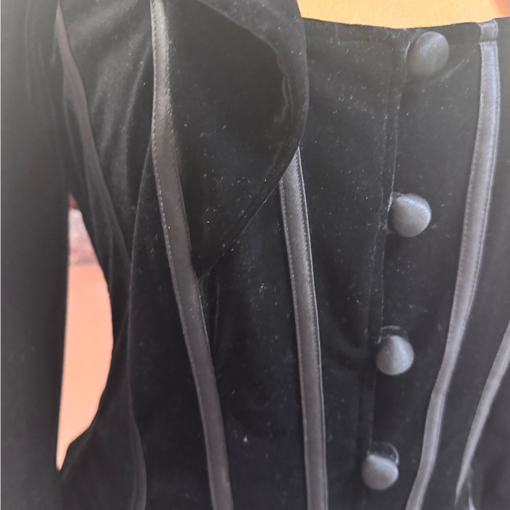 Tadashi Shoji Black Velvet Fitted Blazer - Picture 2 of 8